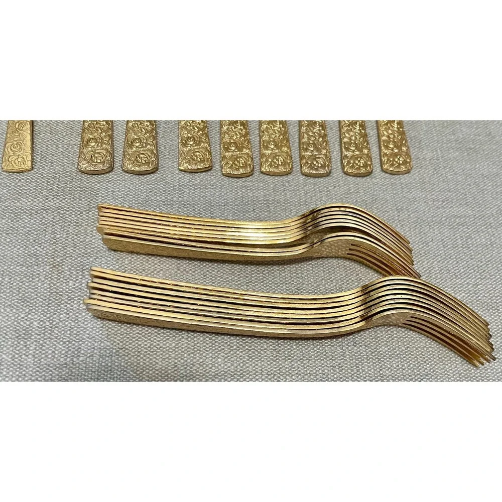 Vtg CELLINI ROMANESQUE Set of 8 Flatware 1 Pc MISSING W/ Butter Sugar Spoon Case